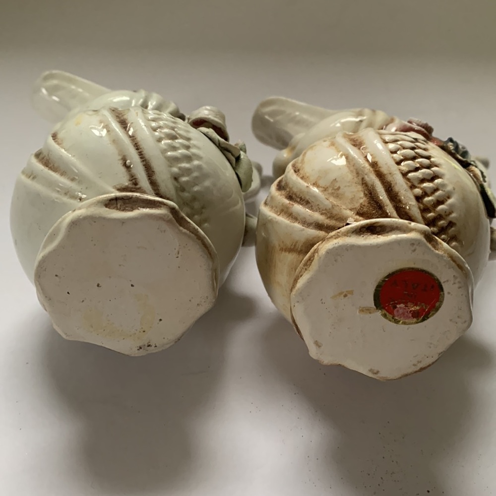 Vintage Italian Ceramic Porcelain Pair Of Personal Creamers Made In Italy - Picture 5 of 6